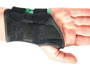 tutori-per-polso-e-mano